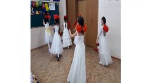 8 наурыз. Қыздар биі