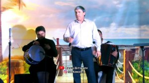 22 Асхабали Асхабов – «Легко влюбиться»