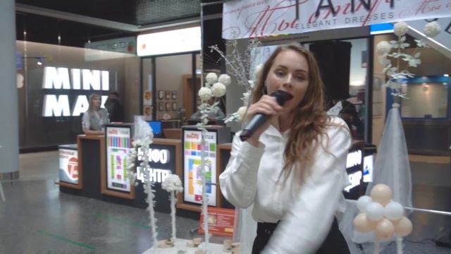 Показ свадебных и вечерних нарядов от TANI