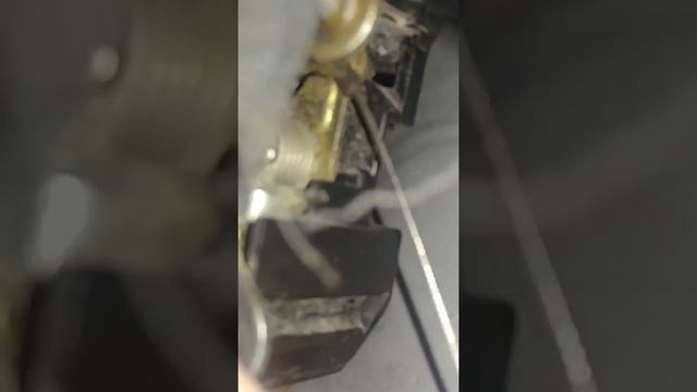 Ремонт замка двери БМВ Е34, замена троса и ручки двери часть 2 смотреть онлайн