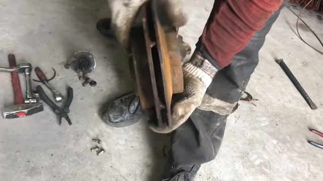 Ремонт водяного насоса НЦ-60/125 на КО-823 (ремонт водяного центробежного насоса). смотреть онлайн