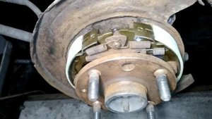 Замена задних амортизаторов Chevrolet Lacetti