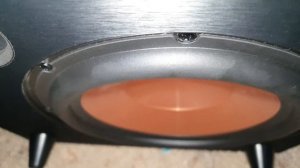 klipsch r-8sw excursion