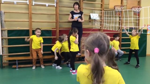 Спортивный праздник ко Дню защитников Отечества в детском саду!!!!!.5 смотреть онлайн