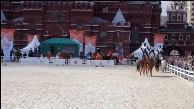 Театрализованное представление Кремлевской школы верховой езды на Красной площади