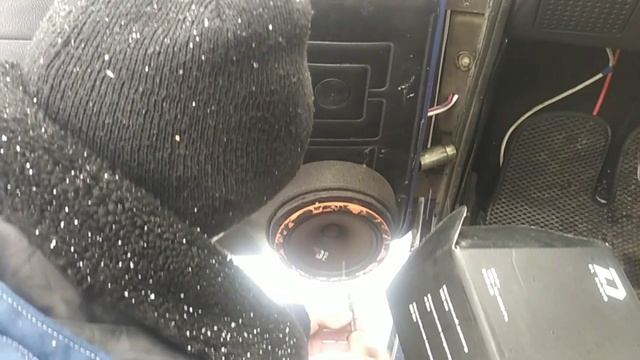 Замена динамиков Ural AK-74c на DL audio gryphon pro 165 в ВАЗ 2107 смотреть онлайн