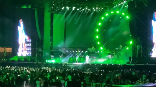 Karol G Ft Feid- FRIKI - Live in Medellin смотреть онлайн