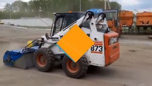 Щетка с бункером на мини-погрузчик (Bobcat, Case, АНТ , МКСМ)