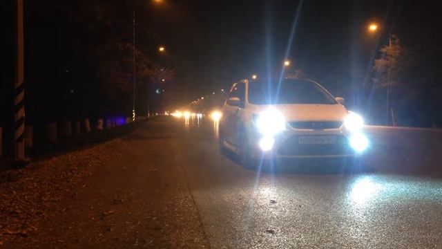 Как умирает ксенон на Ford Focus 2 смотреть онлайн