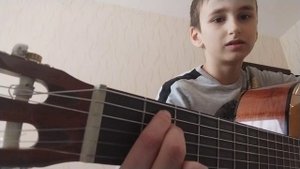 играем на гитаре песню ЮНОСТЬ DABRO