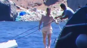 Керем Бурсин на отдыхе 19