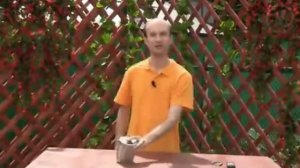Заряжаем телефон без зарядного устройства!!)