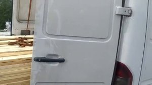 Как Выглядит Перевозка 6м Доски в 4м Фургоне Mercedes Sprinter / Мерседес Спринтер