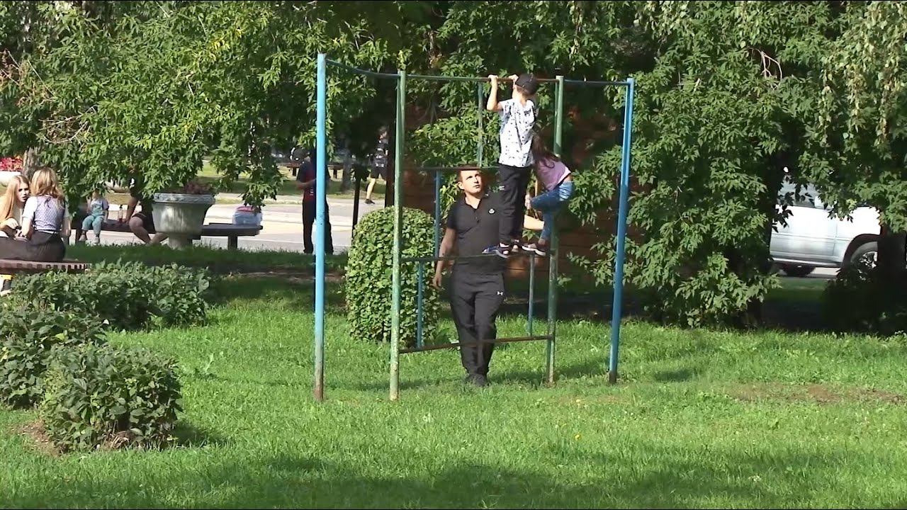 Социальный эксперимент: неизвестному мужчине за час удалось увести 7-х детей с Петровского бульвара