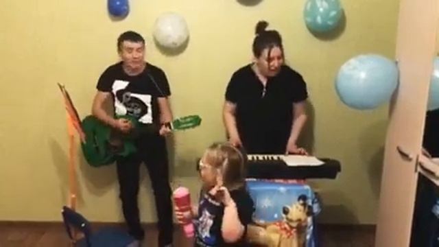 Песня про семью. Софья и её родители! Детский сад √85 ,корпус 2, г.Тюмень