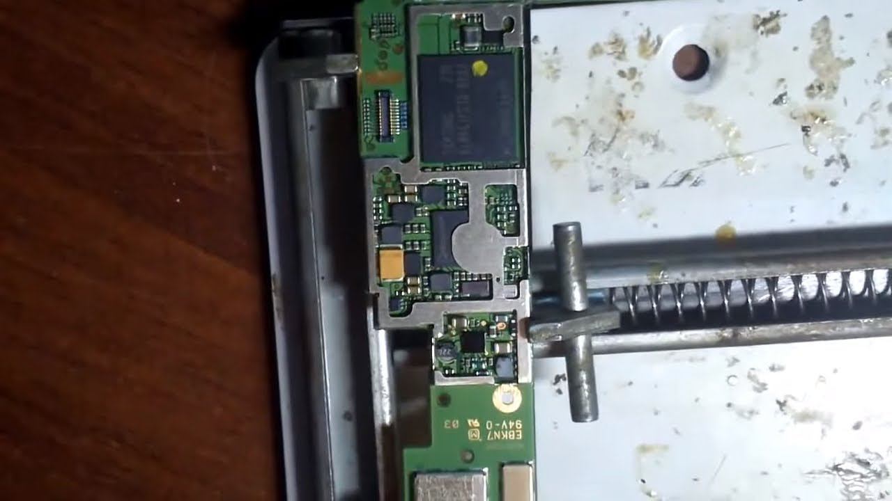 Нет подсветки дисплея HTC ONE V, замена дросселя подсветки