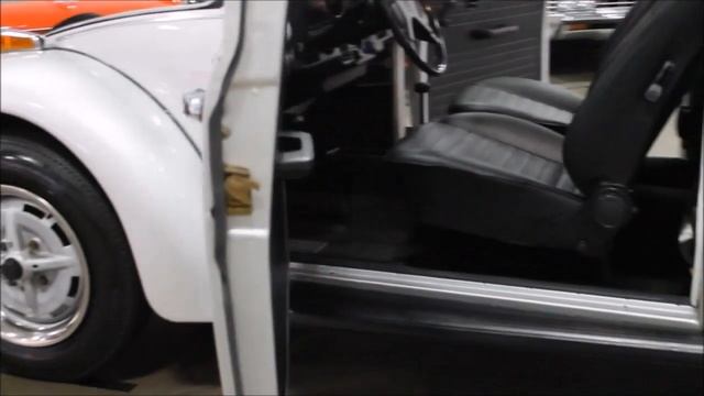 1977 Volkswagen Beetle смотреть онлайн