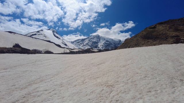 ПРИЭЛЬБРУСЬЕ. Поход выходного дня в очень красивое ущелье смотреть онлайн