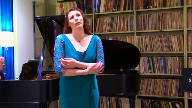 Měsíčku na nebi hlubokém (Song to the Moon) from Rusalka- Mele Santos, Soprano смотреть онлайн