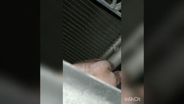 Фольксваген Поло ,Шкода Рапид.
Замена радиатора охлаждения.
Как снять бампер . смотреть онлайн