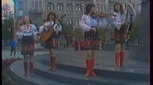 Чарiвна (Charivna) - українська пiсня "Марiчка"(Marichka)