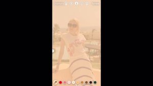 Как сделать полупрозрачный фон в сторис Instagram
