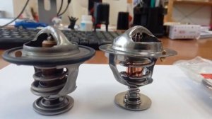 Подделка оригинального термостата 5257076 Cummins 2.8 ISF