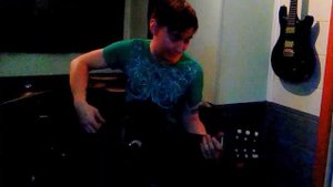 Как играть металл на акустике