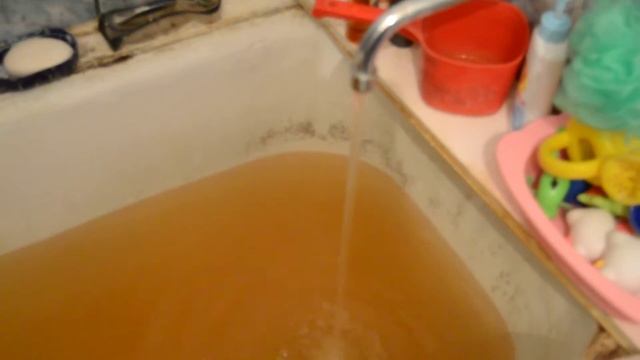 Красная питьевая вода в Новогоднюю ночь 2015 г Новомосковск Тульская область смотреть онлайн