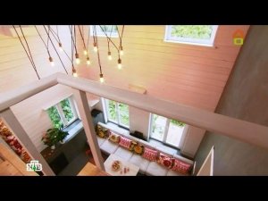 "Дачный ответ": Гигантская лестница с зоной отдыха и домашним кинотеатром