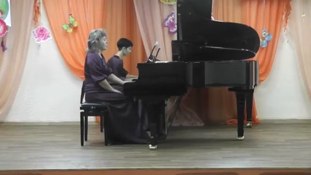 А. Зацепин, обр. для 2-х ф-но С.Назарова «Белое безмолвие» из к/ф «Красная палатка» смотреть онлайн