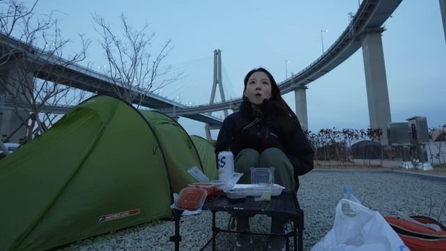 니 부산 백패킹 가봤나 I 항구뷰에 취한 날 I 징그러워도(?) 꿀맛인 부산 음식