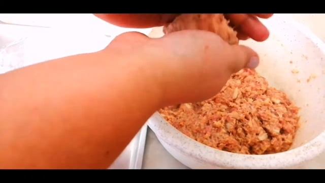 Сочные котлетки в рукаве?️ смотреть онлайн