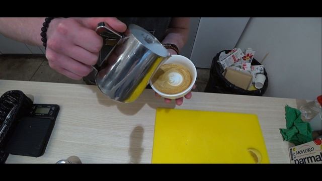 Лайфхак с кофе. Как сделать рисунок на кофе.