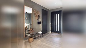 Прихожая в стиле модерн