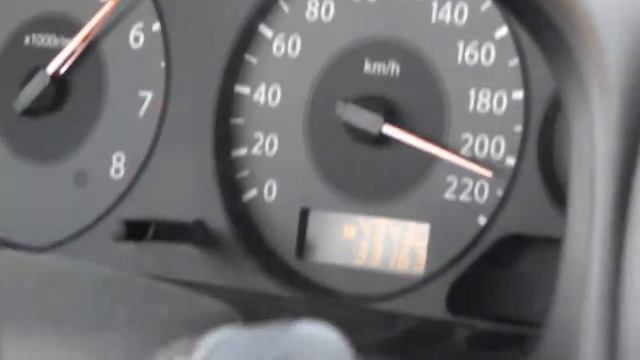 Nissan Sunny 220 kmpl top speed with Youtube Effects :) смотреть онлайн