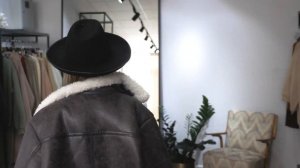 Дело в шляпе. Как носить шляпу осенью и зимой с актуальной базой