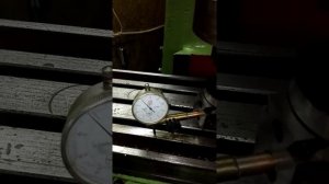 Фрезерный станок ф2-250. Проверка стола перед продажей.