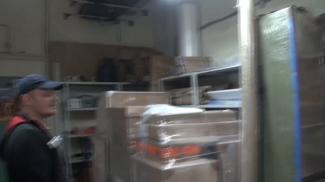 Как делать элитные кухни в маленькой мастерской без использования станков. Первая часть экскурсии смотреть онлайн