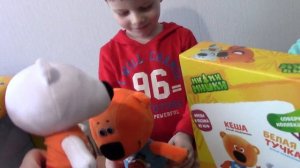Мягкие игрушки Ми-ми-мишки Кеша и Тучка пришли к Леше и Ане! Поют песенку про Мишек