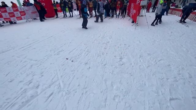 Соревнование по лыжным гонкам в рамках Фестиваля зимних видов спорта в ТиНАО смотреть онлайн