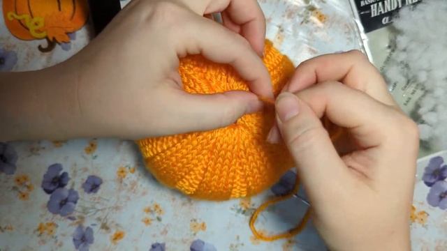 Вязаная тыква спицами.
