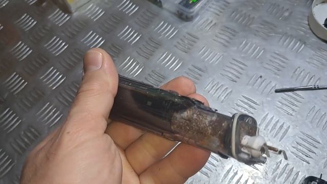 Триммер  Philips MG5730 не включается - ремонт. смотреть онлайн