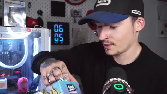 @GamerSupps SUS SNACKS?! Contains WHAT!!! смотреть онлайн