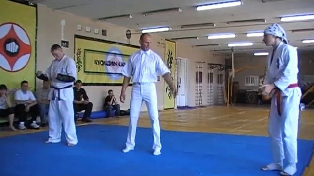 Игорь Мазур(13 лет) 100 боев,2009г. смотреть онлайн