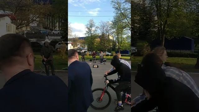 Горсовет, Уфа, музыканты.mp4