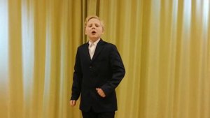 Алексеев Владимир читает басню Крылова И. А.  "Ларчик" (театральное отделение ДШИ им. М.И. Глинки)