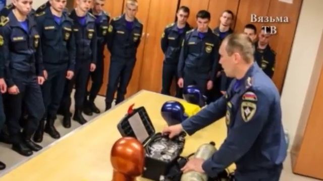 МЧС России приглашает абитуриентов на обучение смотреть онлайн