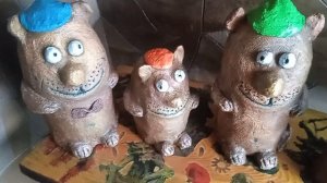 Садовые фигурки из плиточного клея.