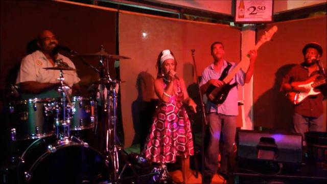 Bradley Brown Band and Marijah Speziale смотреть онлайн